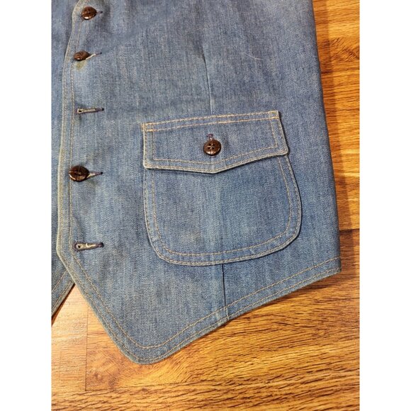 Vintage Wildfire Levi's Denim Vest Size M Read Damaged - Picture 2 of 6